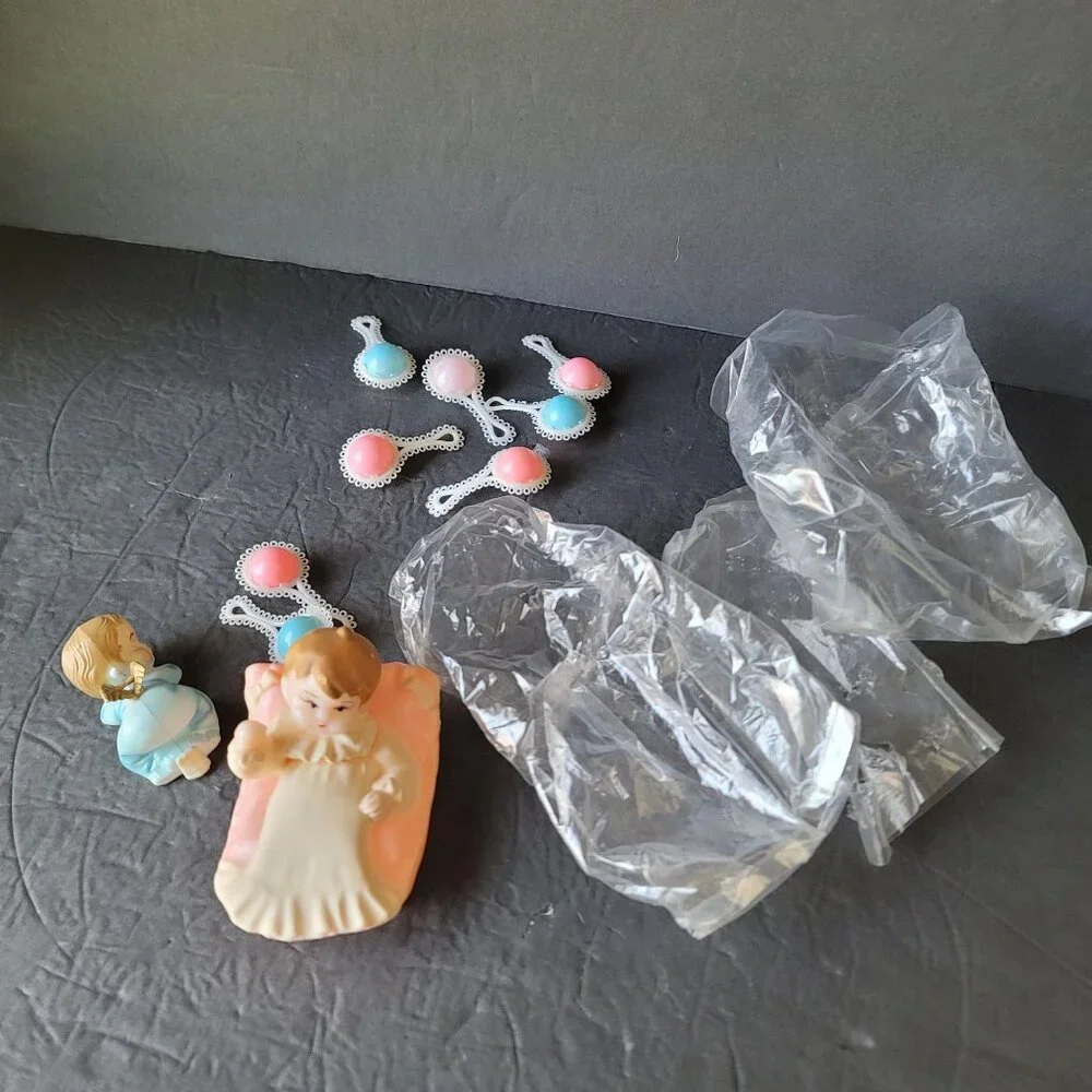 Vintage Wilton Baby Shower Christening Cake Toppers Boy Girl baby Rattles Pink B